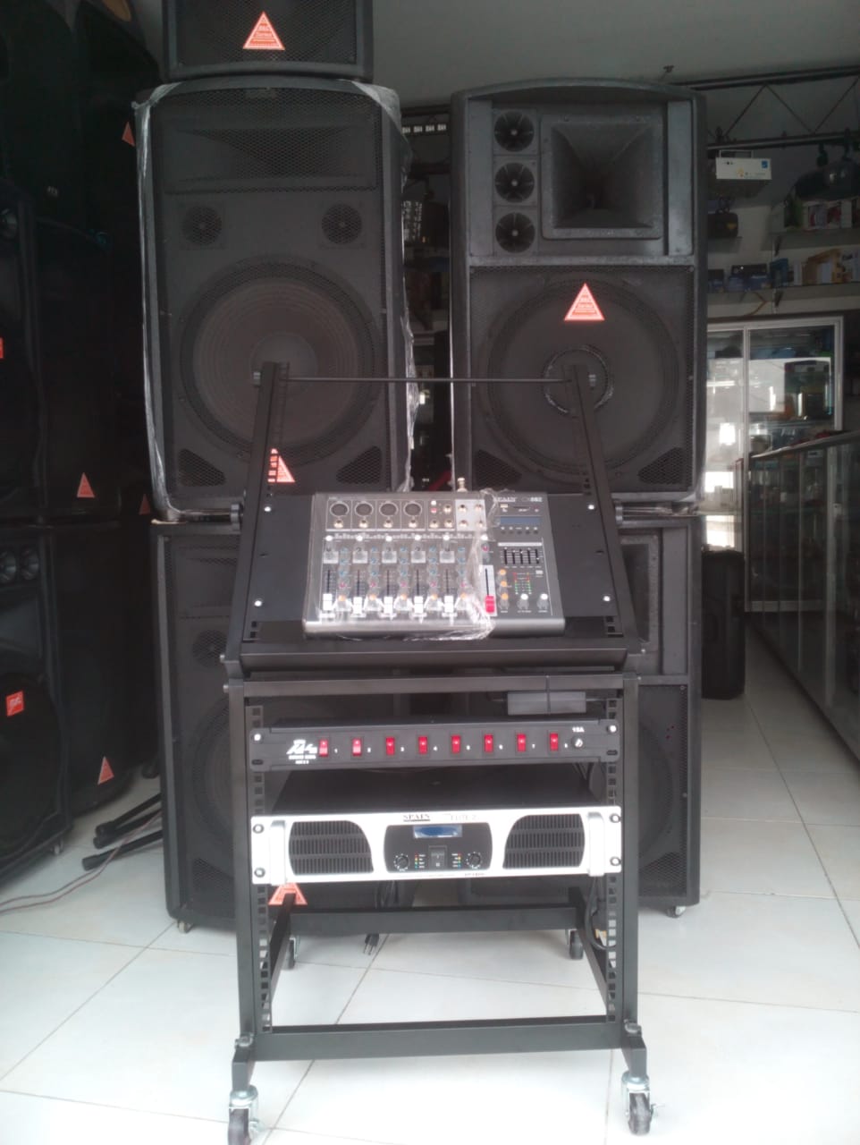 Full sonido fututienda
