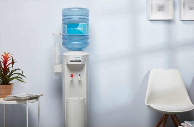 Ubicación del dispensador de agua